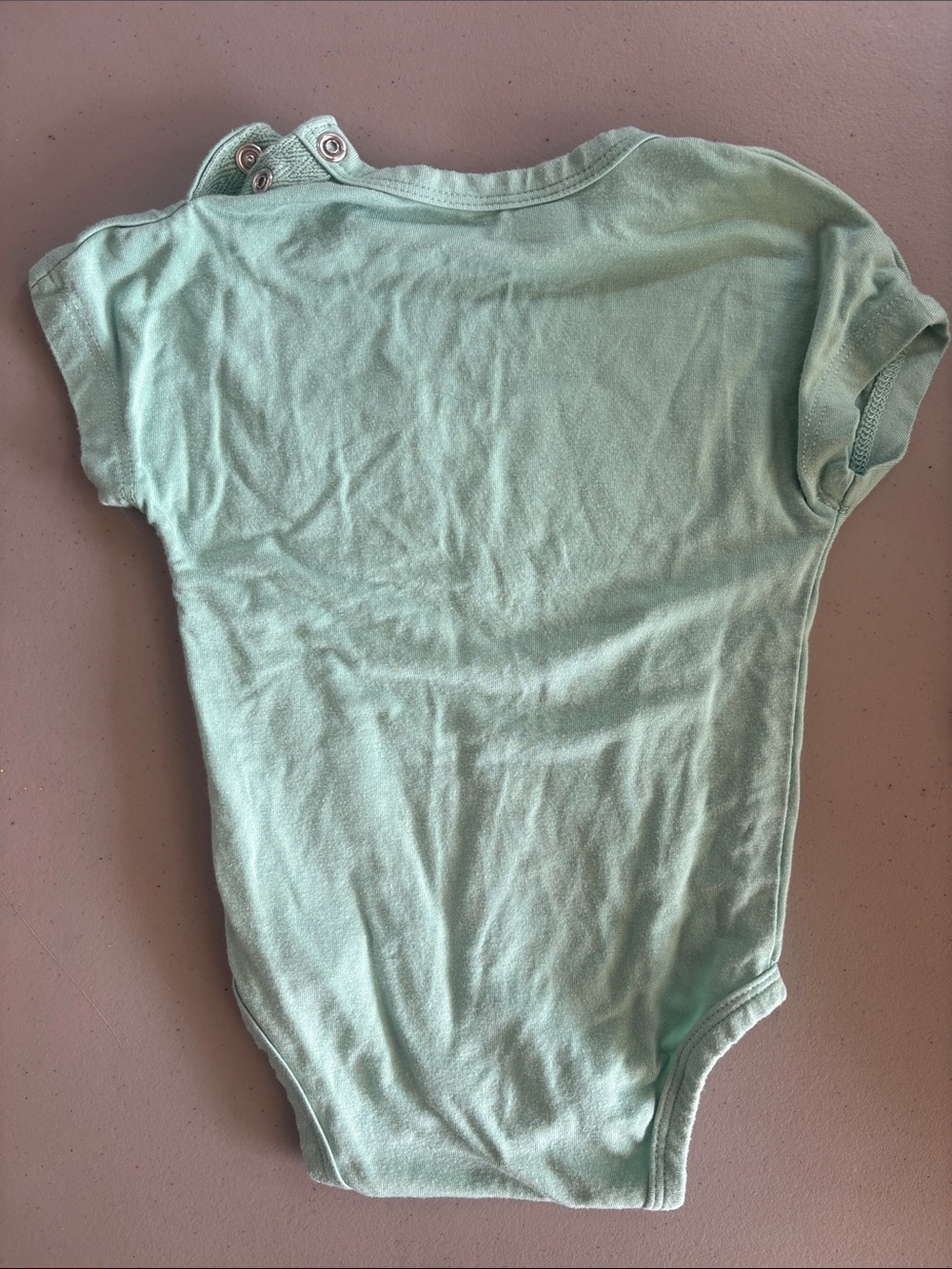 Kyte BABY Wasabi Crew Neck Bodysuit. 0-3 mos. Like New. - Picture 3 of 3
